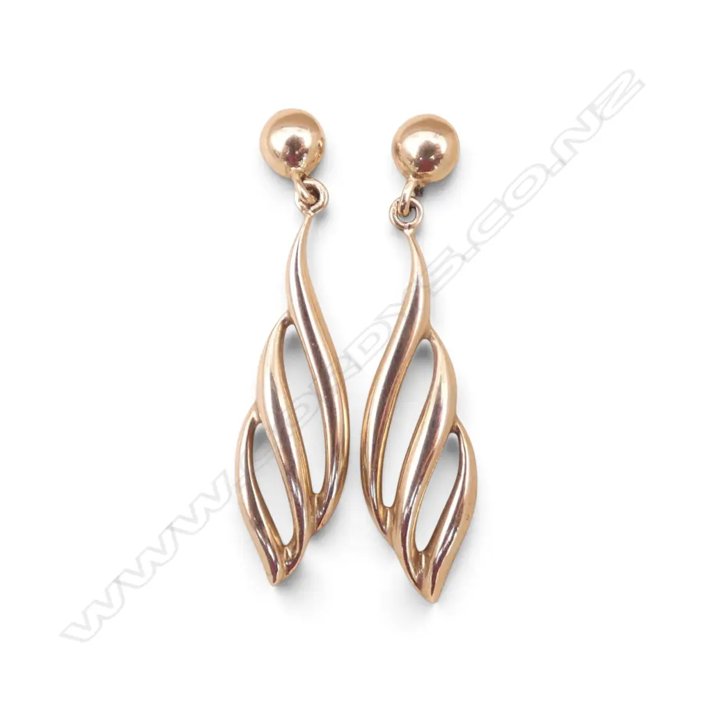 PR 9ct GOLD EARRINGS 2.81gms Image 1++