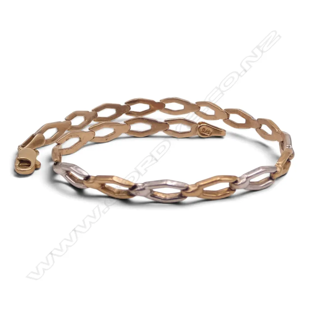 9CT WHITE AND YELLOW GOLD BRACELET 2.9gms Image 1++