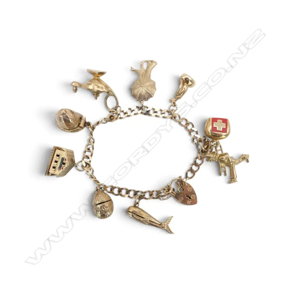 9ct GOLD CHARM BRACELET w 10 CHARMS, 28.67gm Image 1++