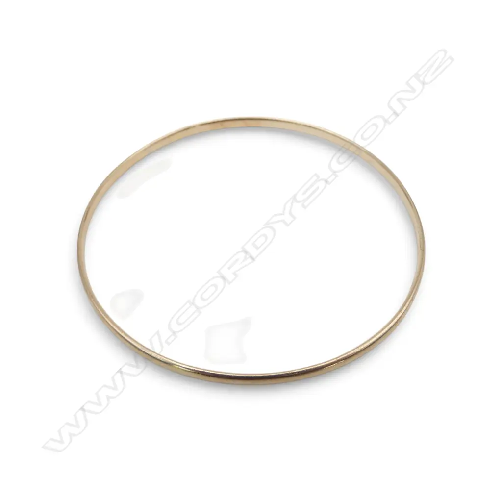 9ct GOLD BANGLE 9.12gms  Image 1++