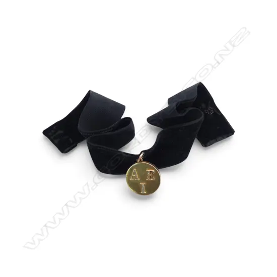 15CT GOLD LOCKET HINGE AF 5.3GMS