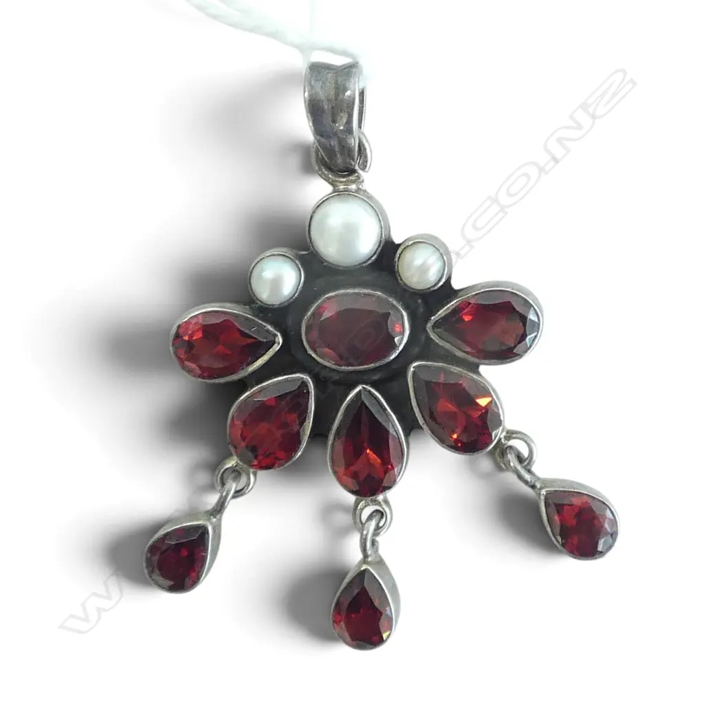 SILVER, PEARL & GEMSTONE PENDANT testing 91.9% silver, rubbed mark Image 1++
