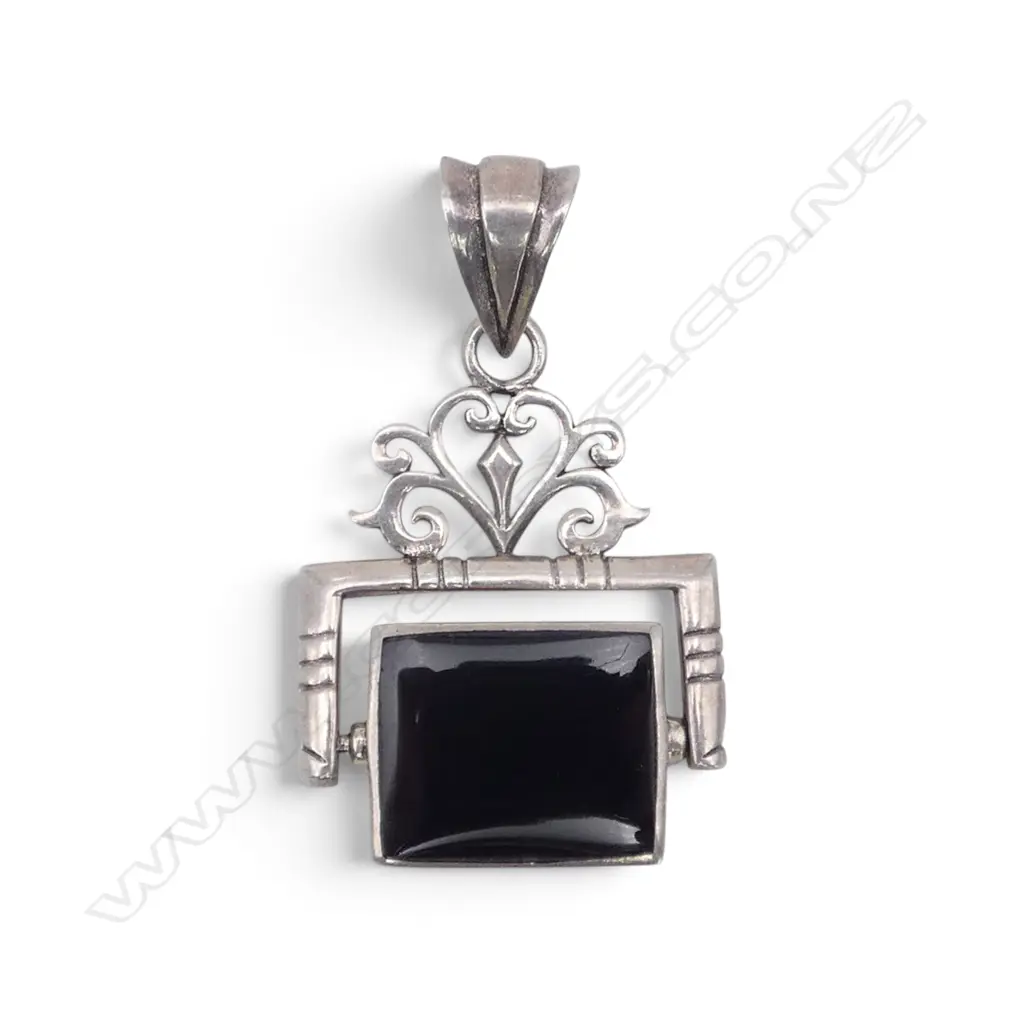 SILVER MOP & ONYX FOB SPINNER Image 1++