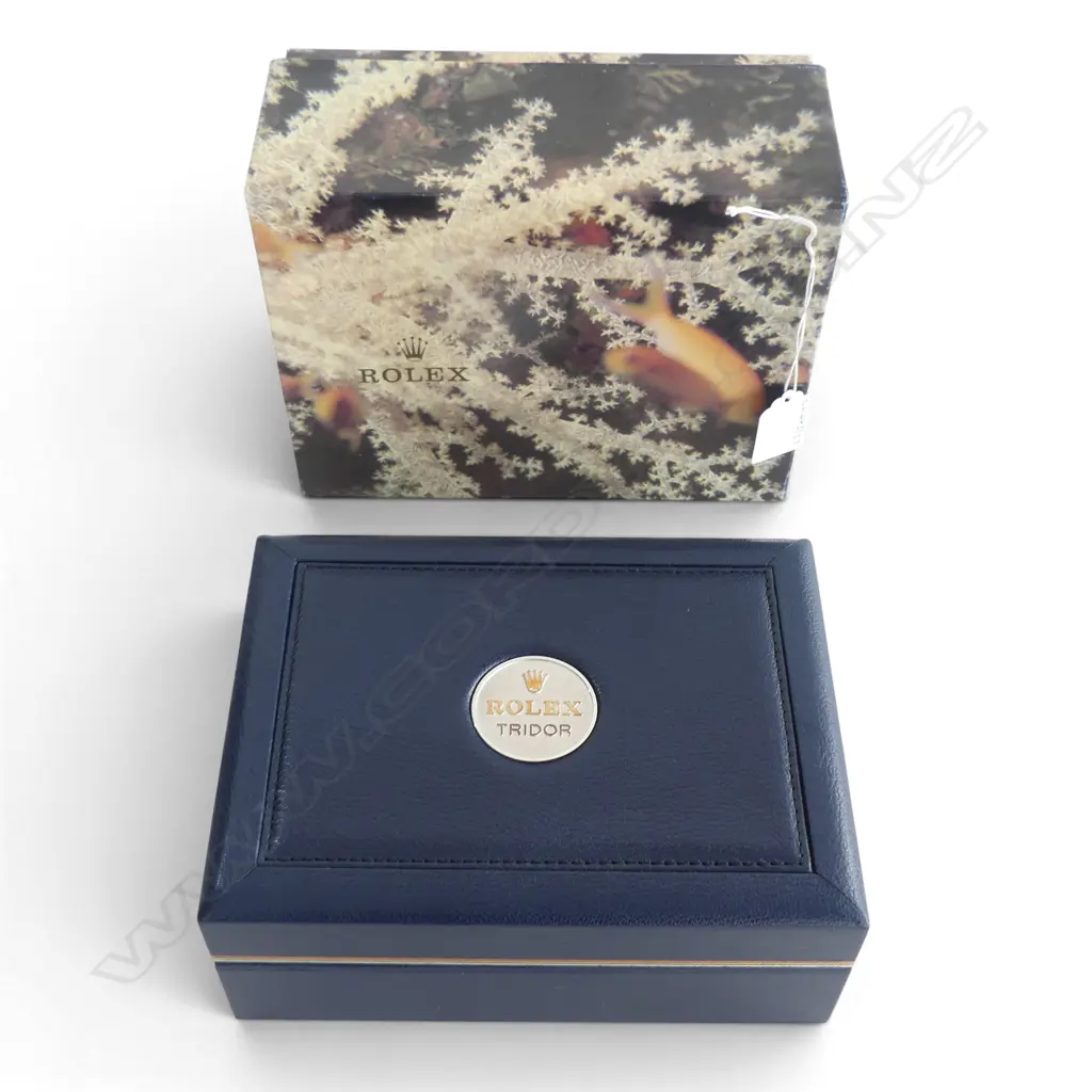 ROLEX TRIDOR LEATHER WATCH CASE IN ORIGINAL OUTER BOX WATCH CASE L195 X145 WIDE Image 1++