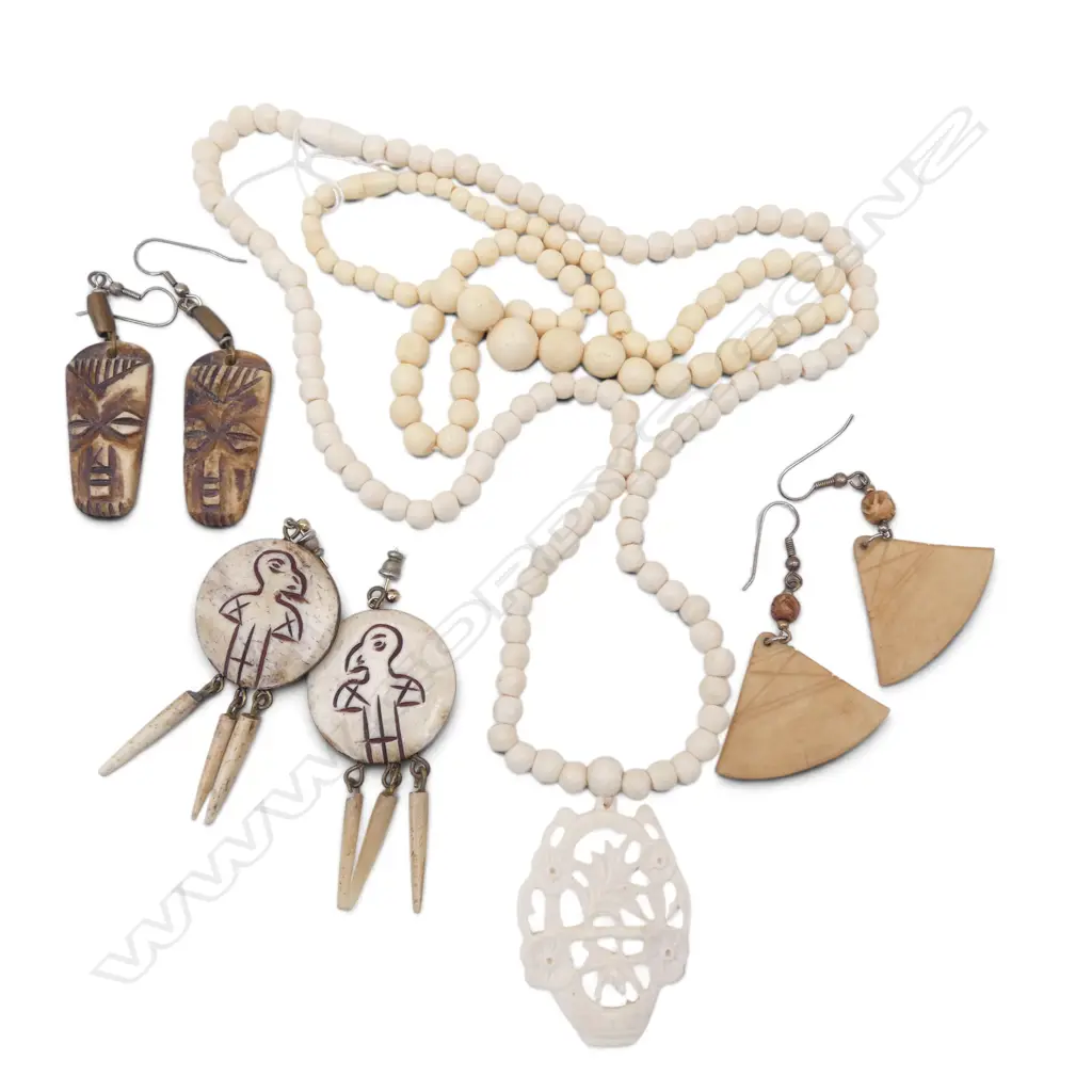 3 PRS CARVED BONE EARRINGS & 2 CARVED BONE NECKLACES Image 1++