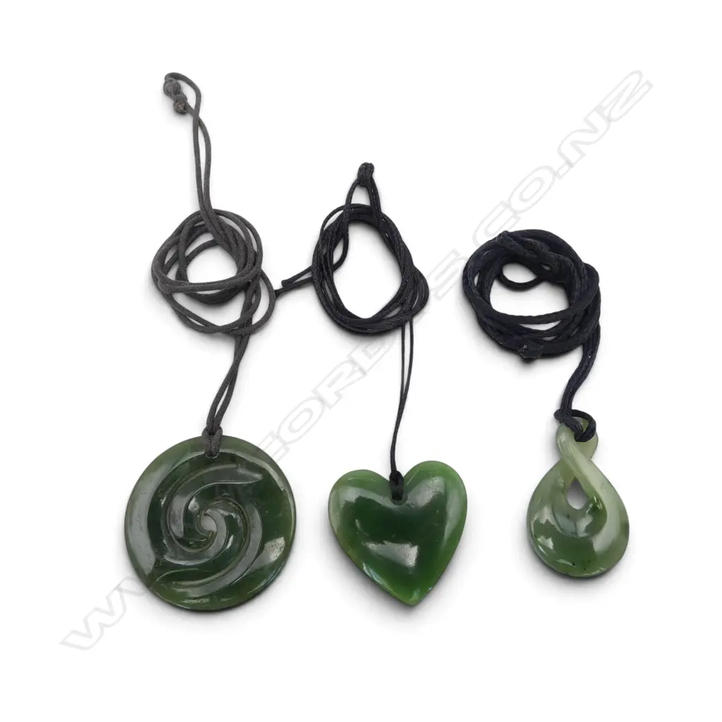 3 NEPHRITE PENDANTS: dble scroll + heart + Sigma infinity scroll Image 1++