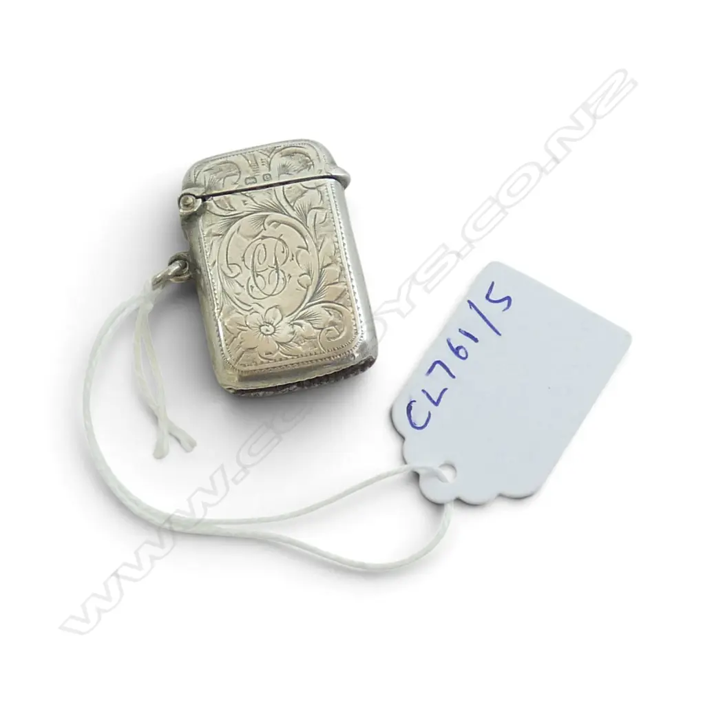 Edwardian Birmingham 1904 Silver Engraved Small Vesta, 12.8gms, L.35mm Image 1++
