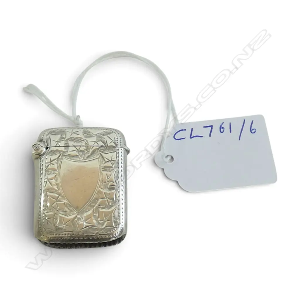 Edwardian Birmingham 1910 Silver Engraved Vesta, 15gms, L.35mm Image 1++