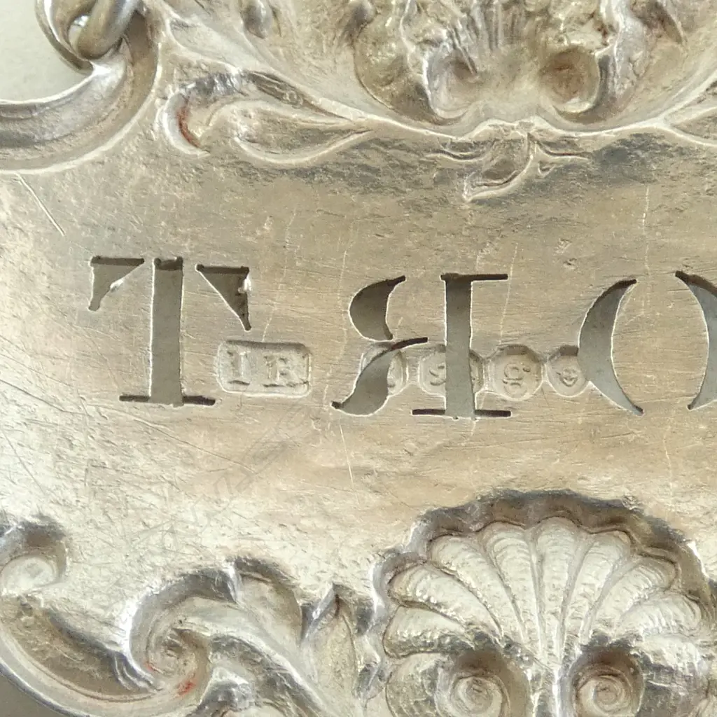 GEORGIAN STG SILVER 'PORT' DECANTER LABEL, JOHN REILY, LONDON 1822, 22.26gms Image 1++