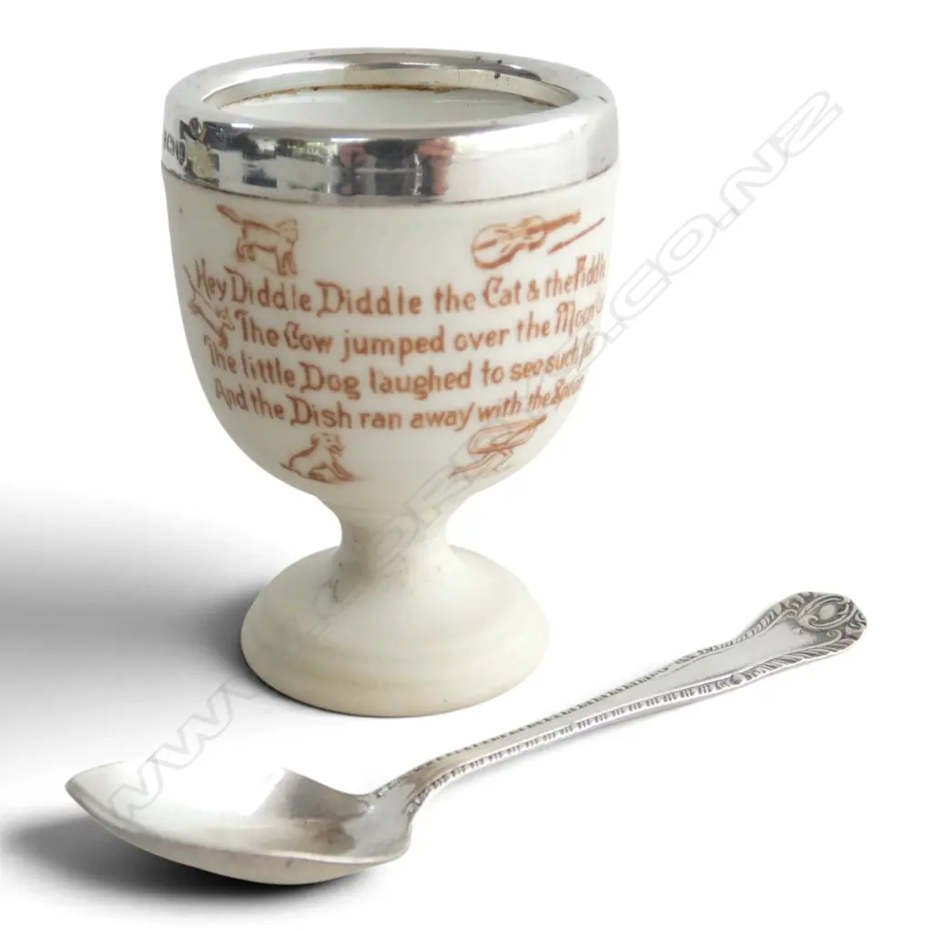 STG SILVER RIM ‘HEY DIDDLE’ EGG CUP & STG SPOON BIRM 1907 IN CASE Image 1++
