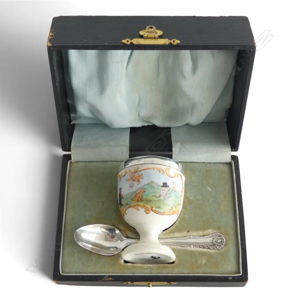 STG SILVER RIM ‘HEY DIDDLE’ EGG CUP & STG SPOON BIRM 1907 IN CASE Image 1++