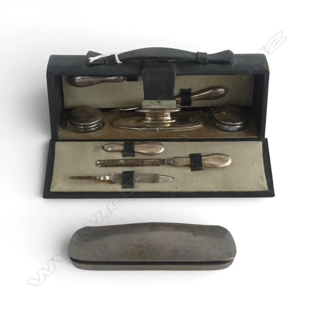 STG SILVER VANITY SET (CASED) + STG GLASSES CASE (73gms) Image 1++