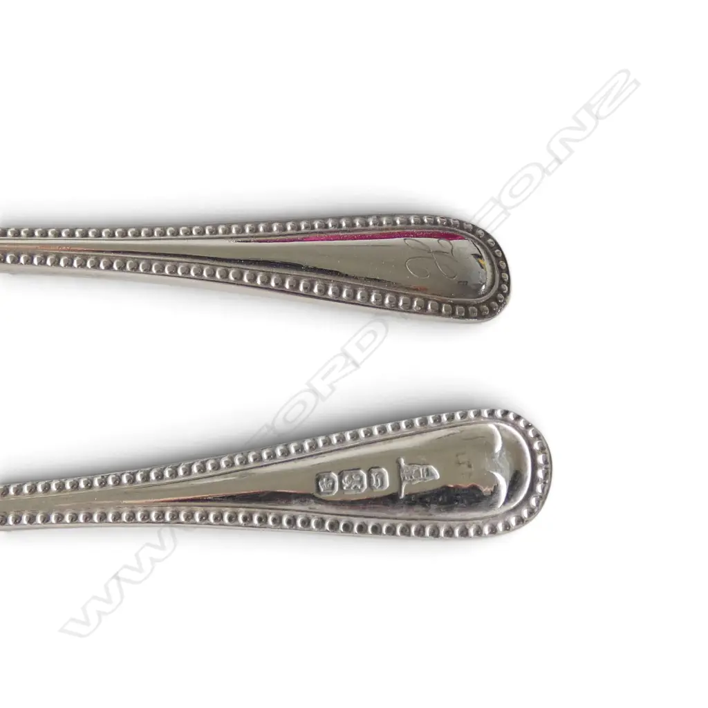 12 STG SILVER TEASPOONS + TONGS, SHEFFIELD 1900, CASED 357gms Image 1++