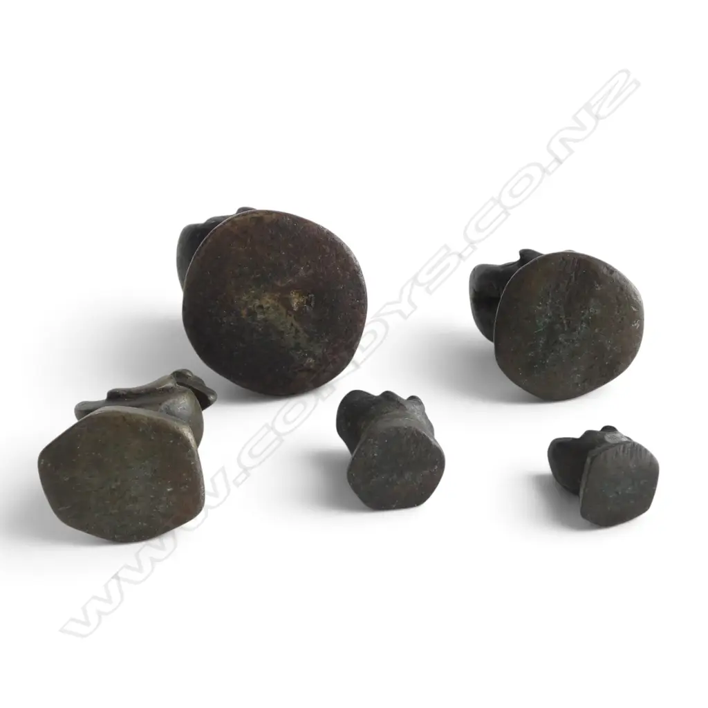 5 ANTIQUE BRONZE BURMESE OPIUM WEIGHTS H.70mm Image 1++