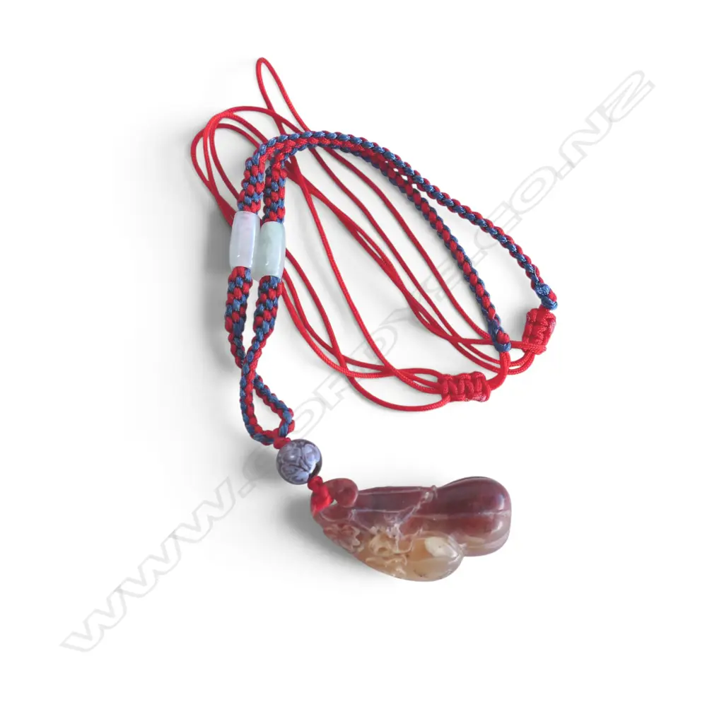 JADE PENDANT NECKLACE Image 1++