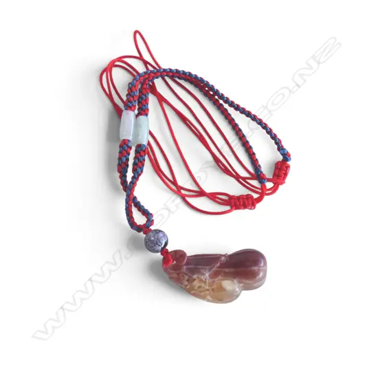 JADE PENDANT NECKLACE