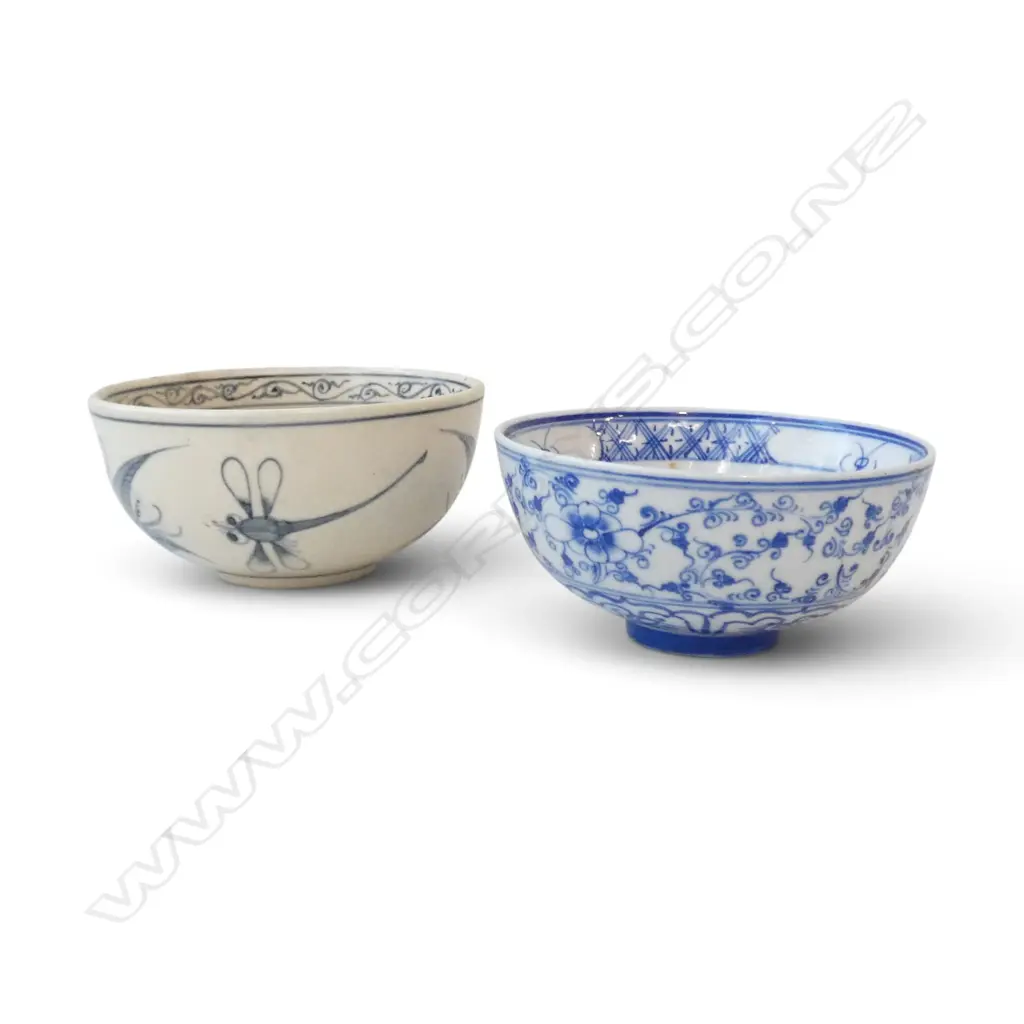 2 CHINESE B/W BOWLS Dia.120mm Image 1++