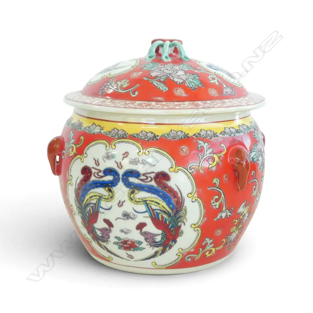 CHINESE LIDDED VASE H.220mm Image 1++