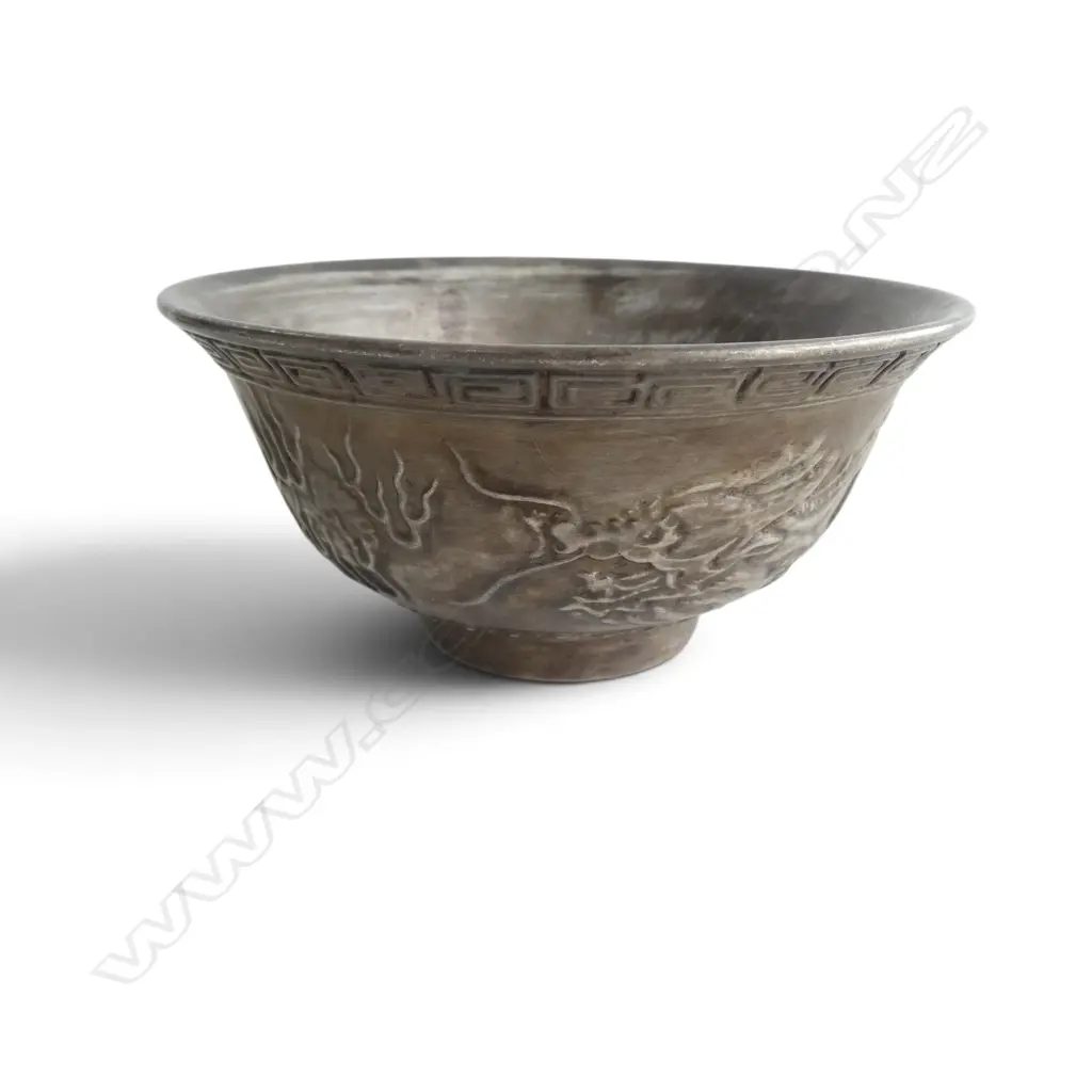 4 ORIENTAL PIECES; SILVER METAL BOWL, CLOISONNE CACHE POT, BRASS VASE, CERAMIC VASE H.190mm Image 1++