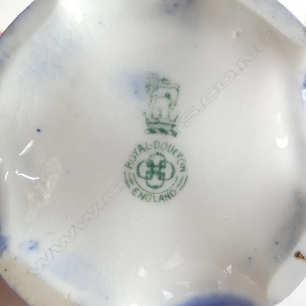 2 SML ROYAL DOULTON BLUE CHILDREN VASES, H.85/90mm Image 1++