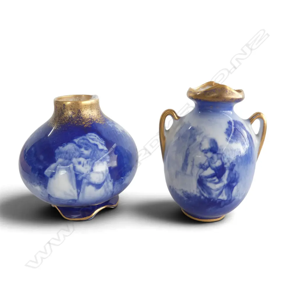 2 SML ROYAL DOULTON BLUE CHILDREN VASES, H.85/90mm Image 1++
