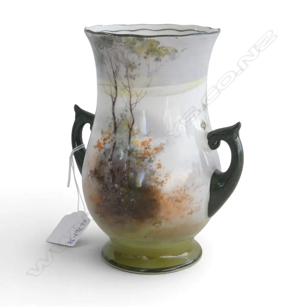 ROYAL DOULTON COACHING WARE VASE in rare winter colours 1905-1906, H.160mm Image 1++