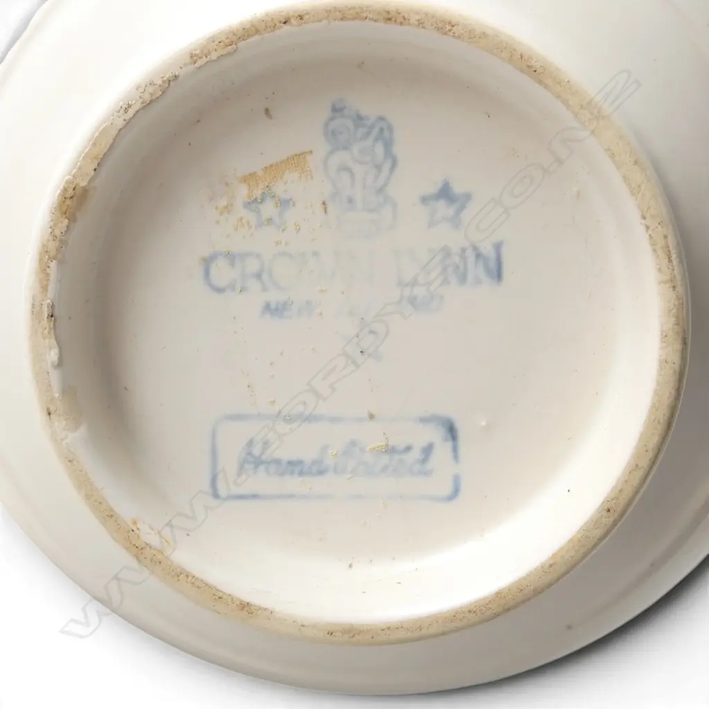  ERNEST SHUFFLEBOTHAM for CROWN LYNN HAND POTTED SMALL VASE w. tiki mark H.135mm Image 1++