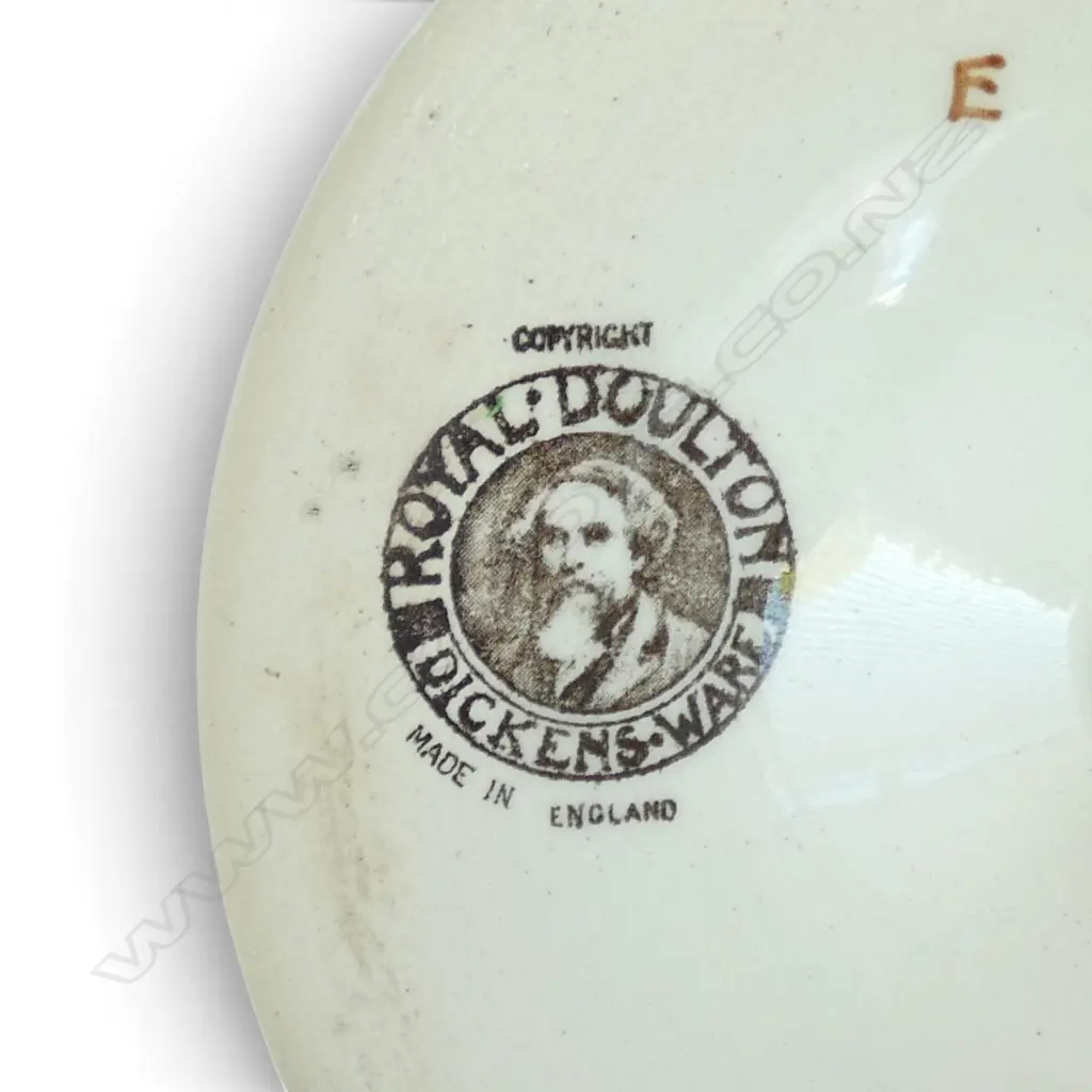 ROYAL DOULTON DICKENS WARE CANDLE STICK, H.165mm Image 1++