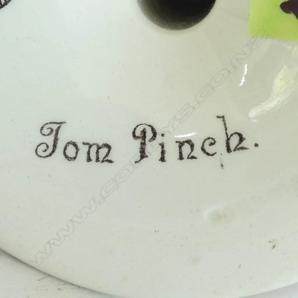 ROYAL DOULTON DICKENS WARE CANDLE STICK, H.165mm Image 1++