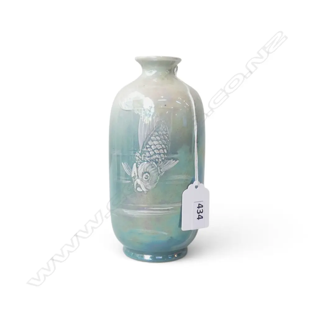 SHELLEY HAND-PAINTED FISH VASE by WALTER SLATER Image 1++