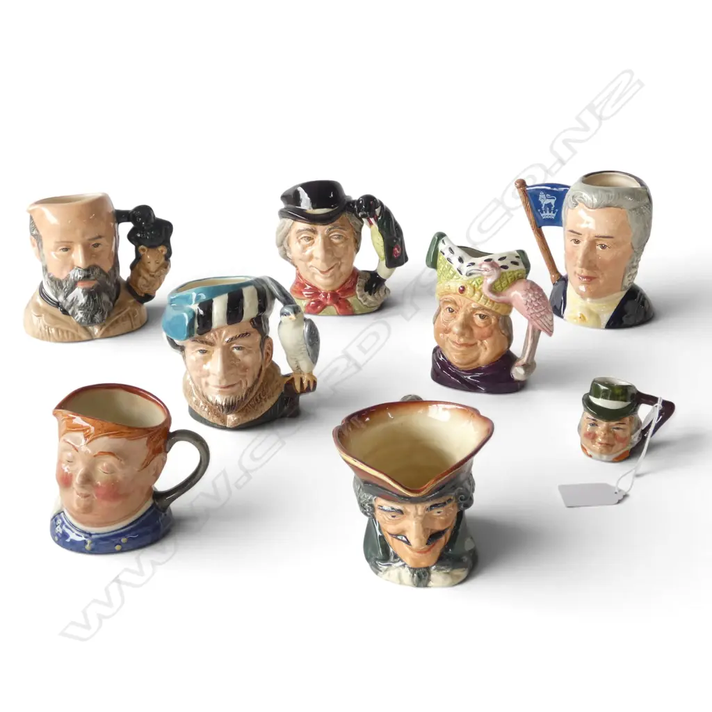 7 ROYAL DOULTON TOBY JUGS H.110mm + A MINI H.50mm Image 1++
