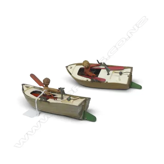 2 VINTAGE TIN PLATE TRI-ANG ROW BOATS faults L.200mm