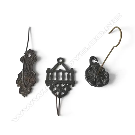 3 CAST IRON WALL MOUNTED PAPER RECEIPT SPIKES, L.90mm-150mm 
