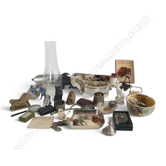 ASST. TRINKETS; GLASS CAT, CAST IRON FLYING PIG, ETC