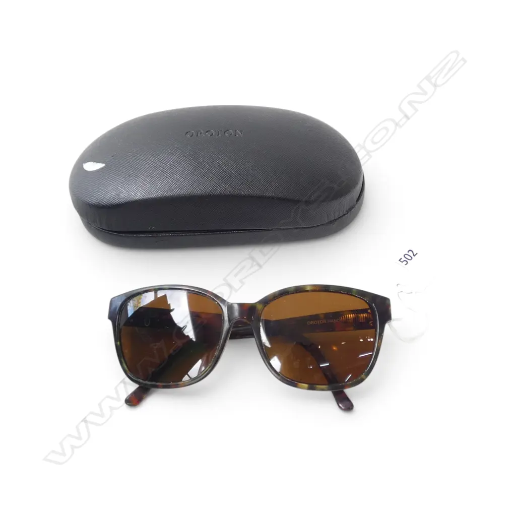 PR OROTON SUNGLASSES in case Image 1++