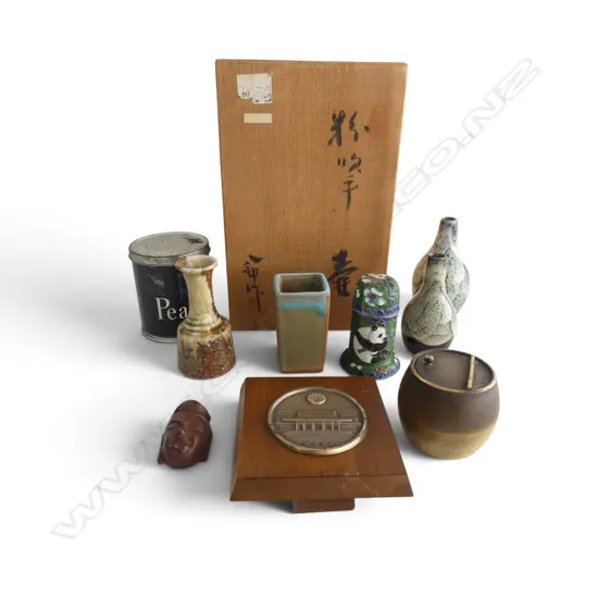 ASST. SML ORIENTAL ITEMS in CHABAKO BOX inclds ceramic vases, bronze Buddha head etc