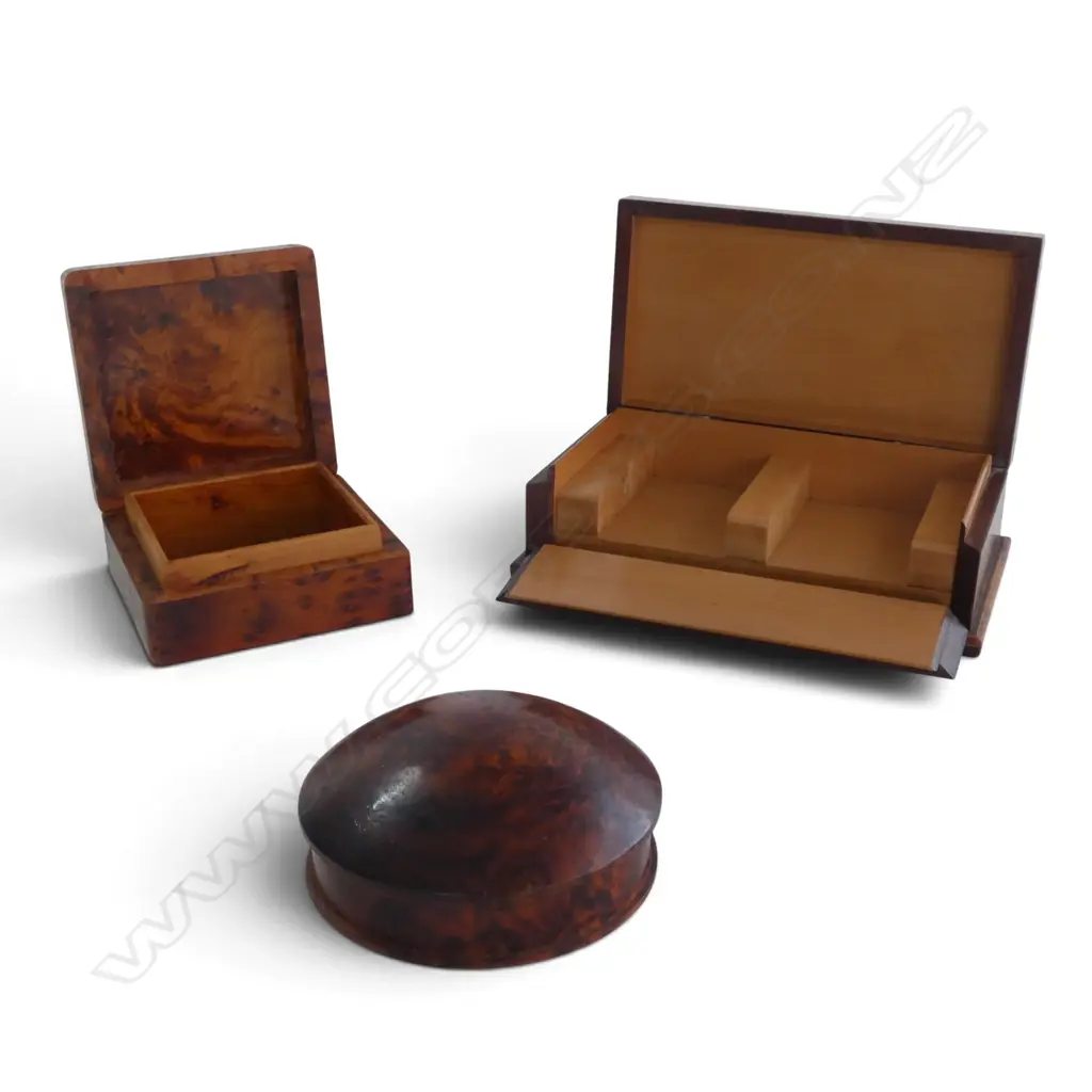 3 VINTAGE WOODEN BOXES Image 1++