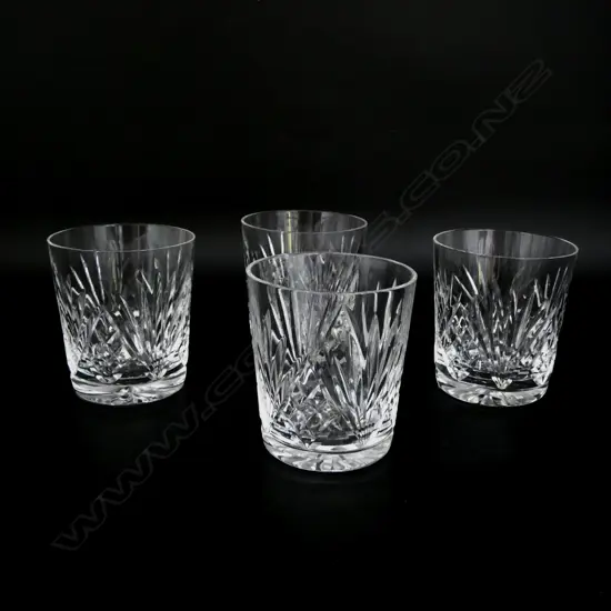 SET OF 4 STUART CUT CRYSTAL WHISKY TUMBLERS, H.85MM D.80MM