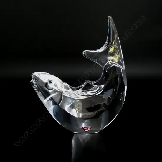 ORREFORS CRYSTAL SALMON H160MM 