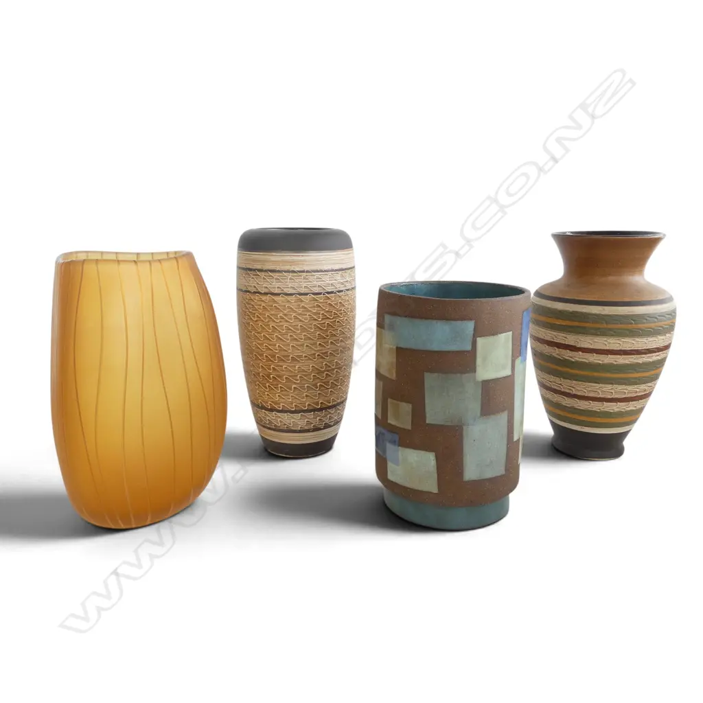 4 RETRO / MID CENTURY VASES; 2 GERMAN H.205mm, AMBER GLASS, OTHER Image 1++