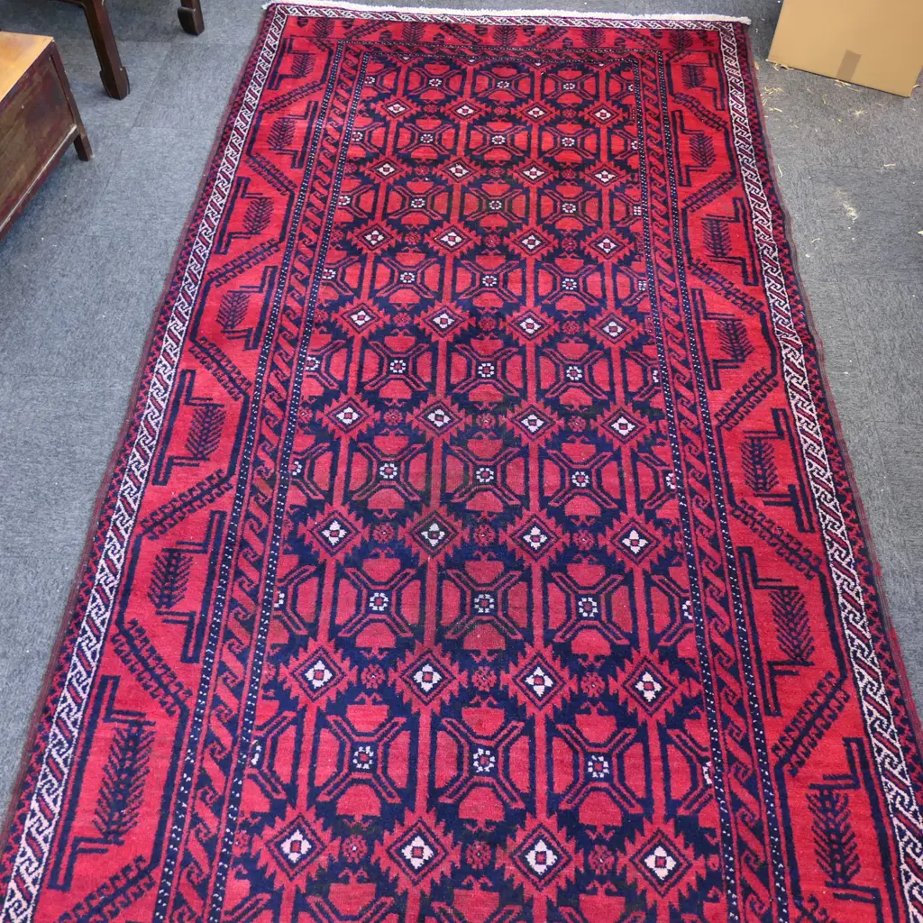 HAND KNOTTED WOOL PILE RUG Image 1++