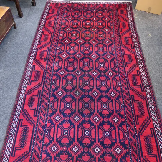 HAND KNOTTED WOOL PILE RUG