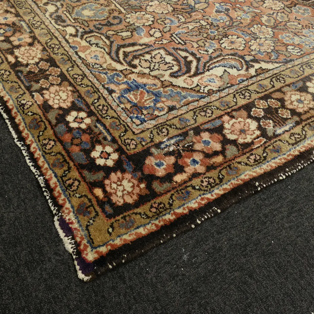 HAND KNOTTED WOOL PILE RUG  Image 1++
