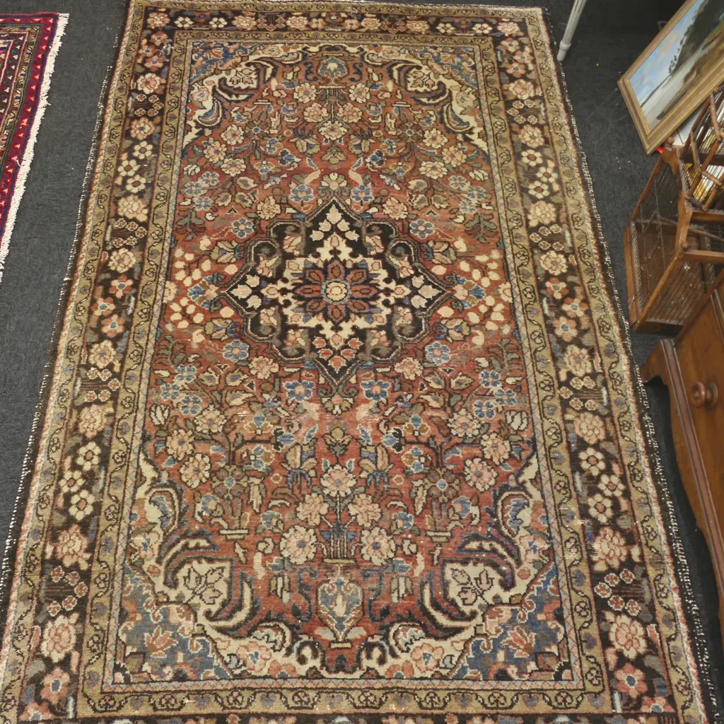 HAND KNOTTED WOOL PILE RUG  Image 1++