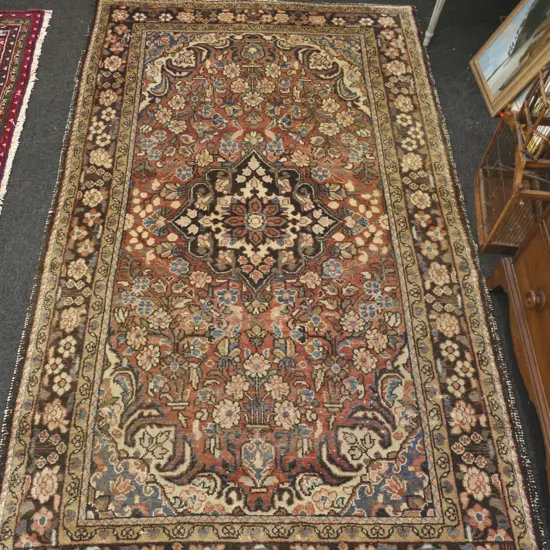 HAND KNOTTED WOOL PILE RUG 