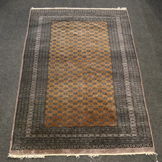 PAKISTAN BOKHARA WOOL ON COTTON RUG fringe worn 1800 x 1280mm