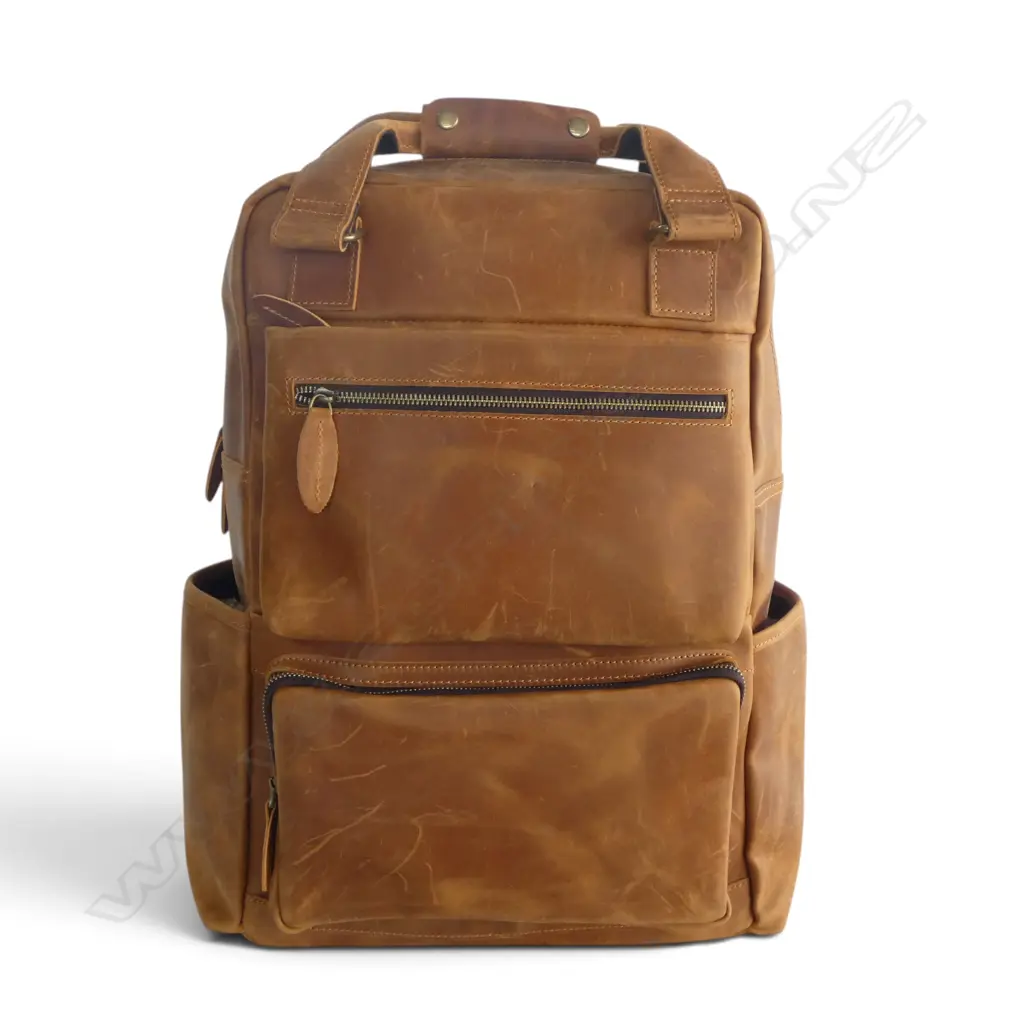 BROWN LEATHER BACKPACK  Image 1++
