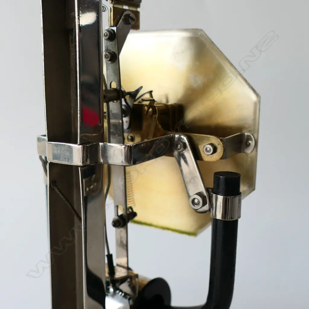 20thC ELECTRO-MAGNETIC BULLE CLOCK under glass dome H.260mm Image 1++