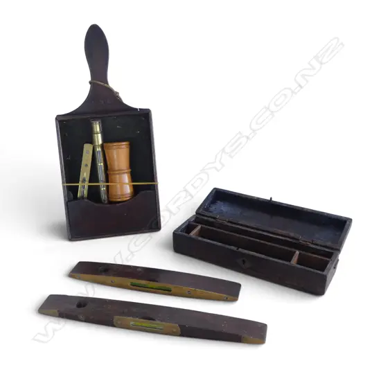 SEVERAL VINTAGE WOODEN PIECES