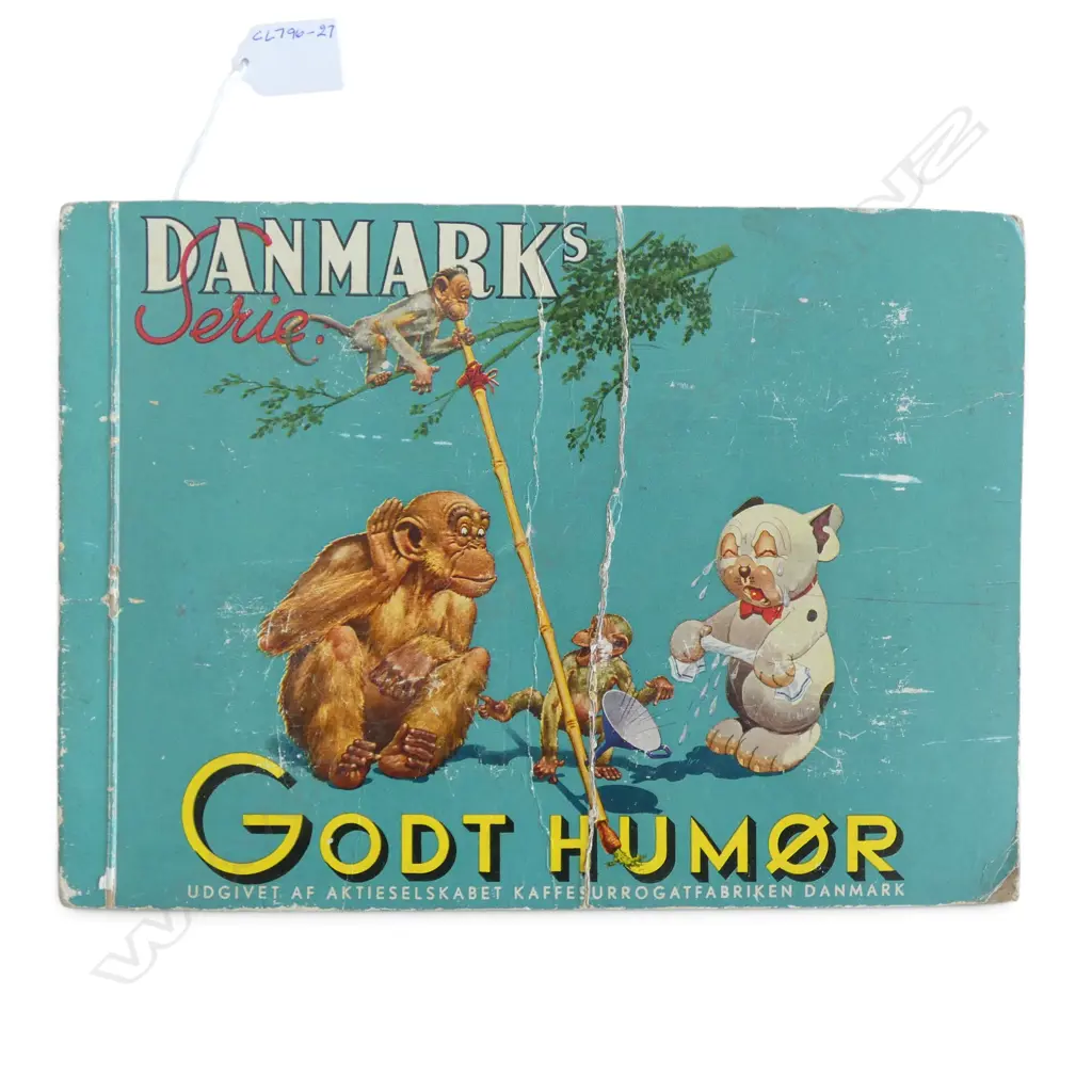 VINTAGE DANISH CIGARETTE CARD ALBUM FEATURING BONZO & LAWSON WOOD CARDS Image 1++